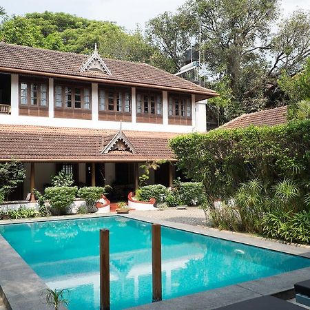 Secret Garden, A Boutique Hotel Kochi Bagian luar foto