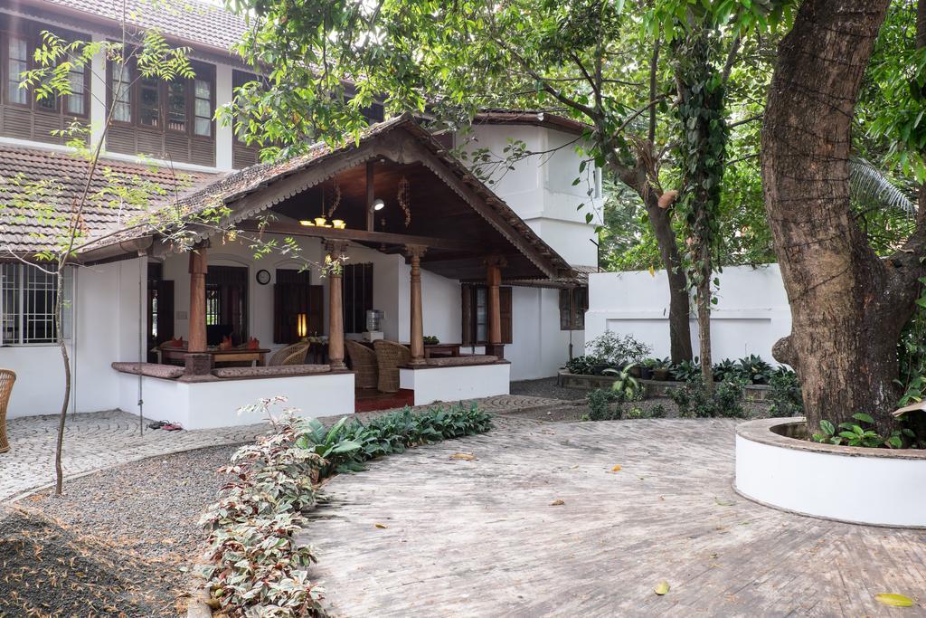 Secret Garden, A Boutique Hotel Kochi Bagian luar foto