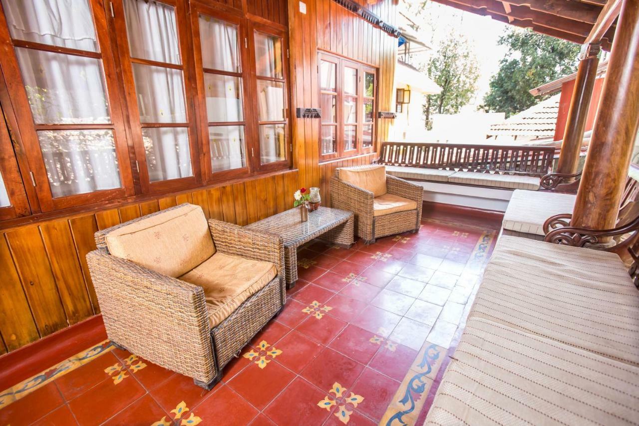 Secret Garden, A Boutique Hotel Kochi Bagian luar foto